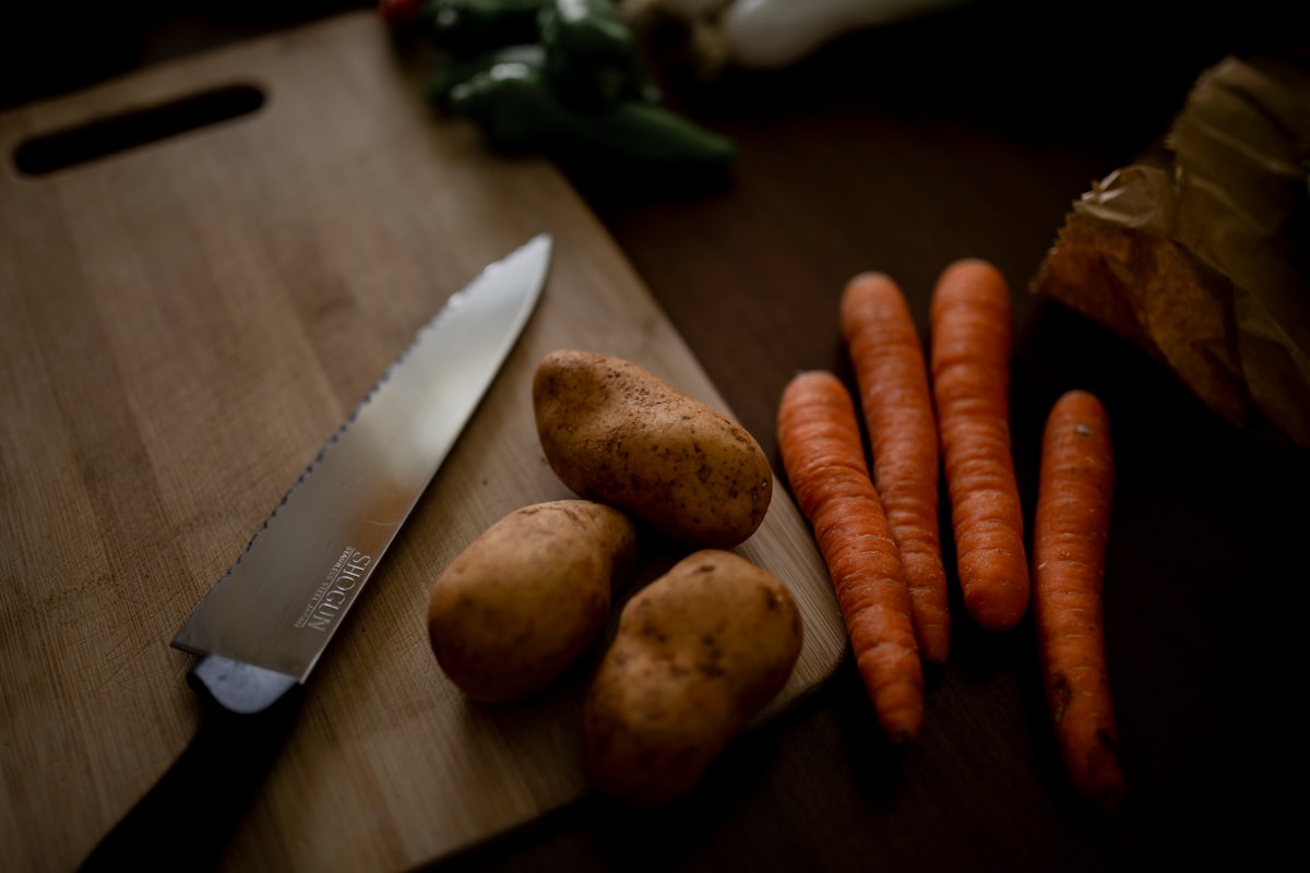 Knife skills demonstration